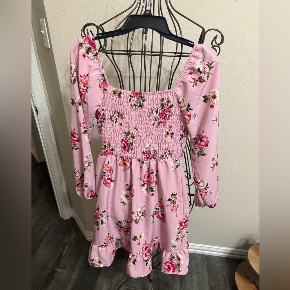 Spring Dress, worn once to a Kentucky Derby event 👒